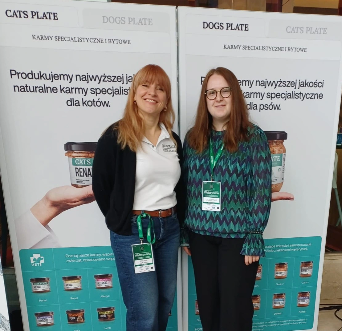 Adrianna Iwan i Monika Dogs Plate